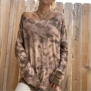 Blue life oversized lightweight tie dyed sweater size XS